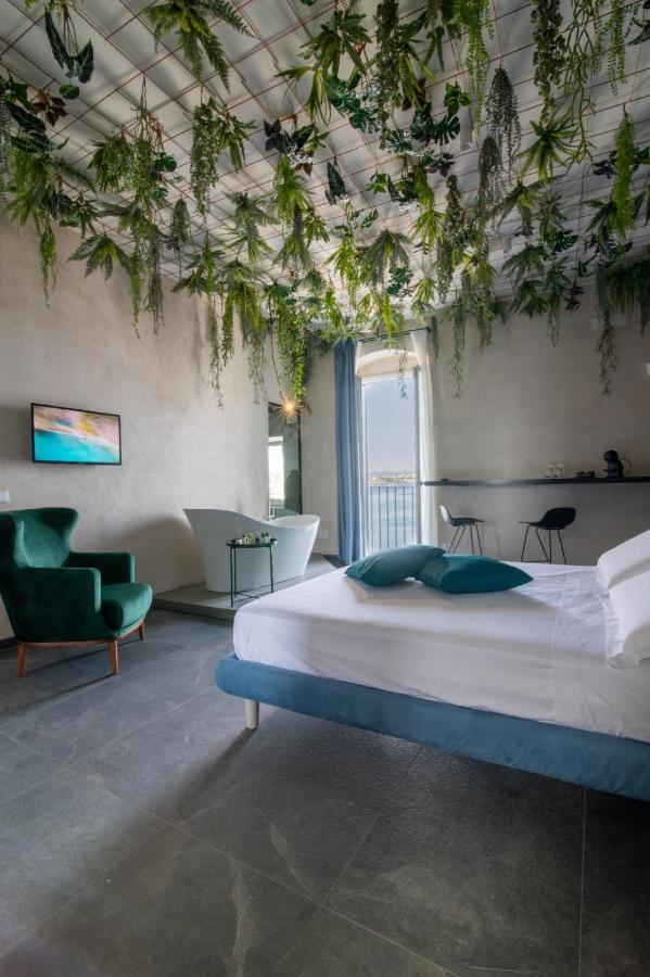 Sonrisa Suites Таранто Екстериор снимка