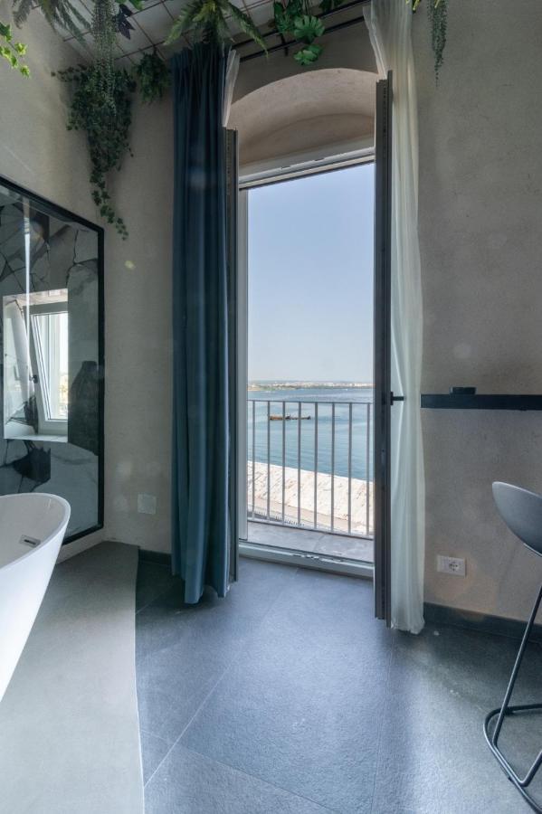Sonrisa Suites Таранто Екстериор снимка