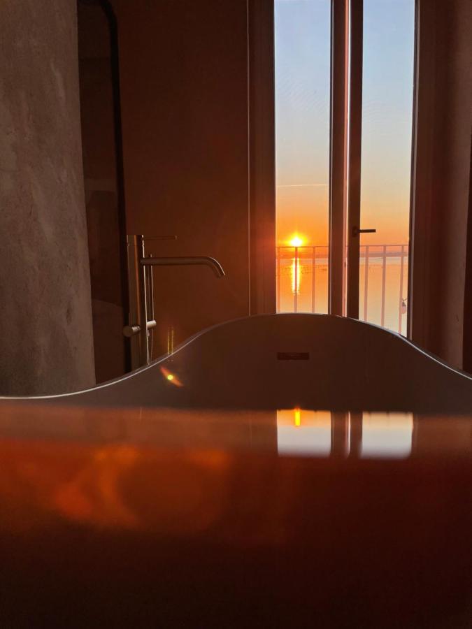 Sonrisa Suites Таранто Екстериор снимка